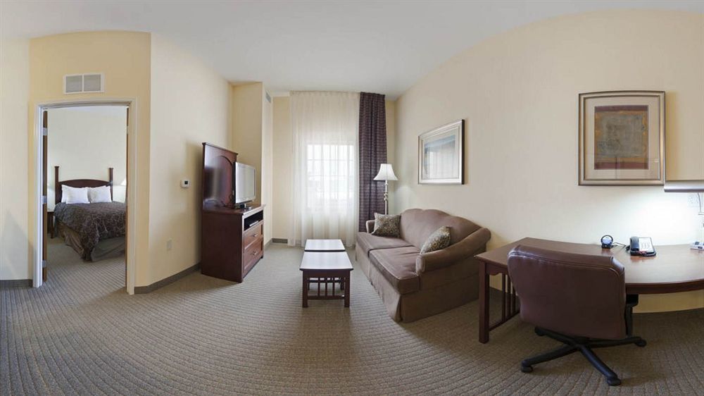 Staybridge Suites Elkhart North By Ihg Bagian luar foto