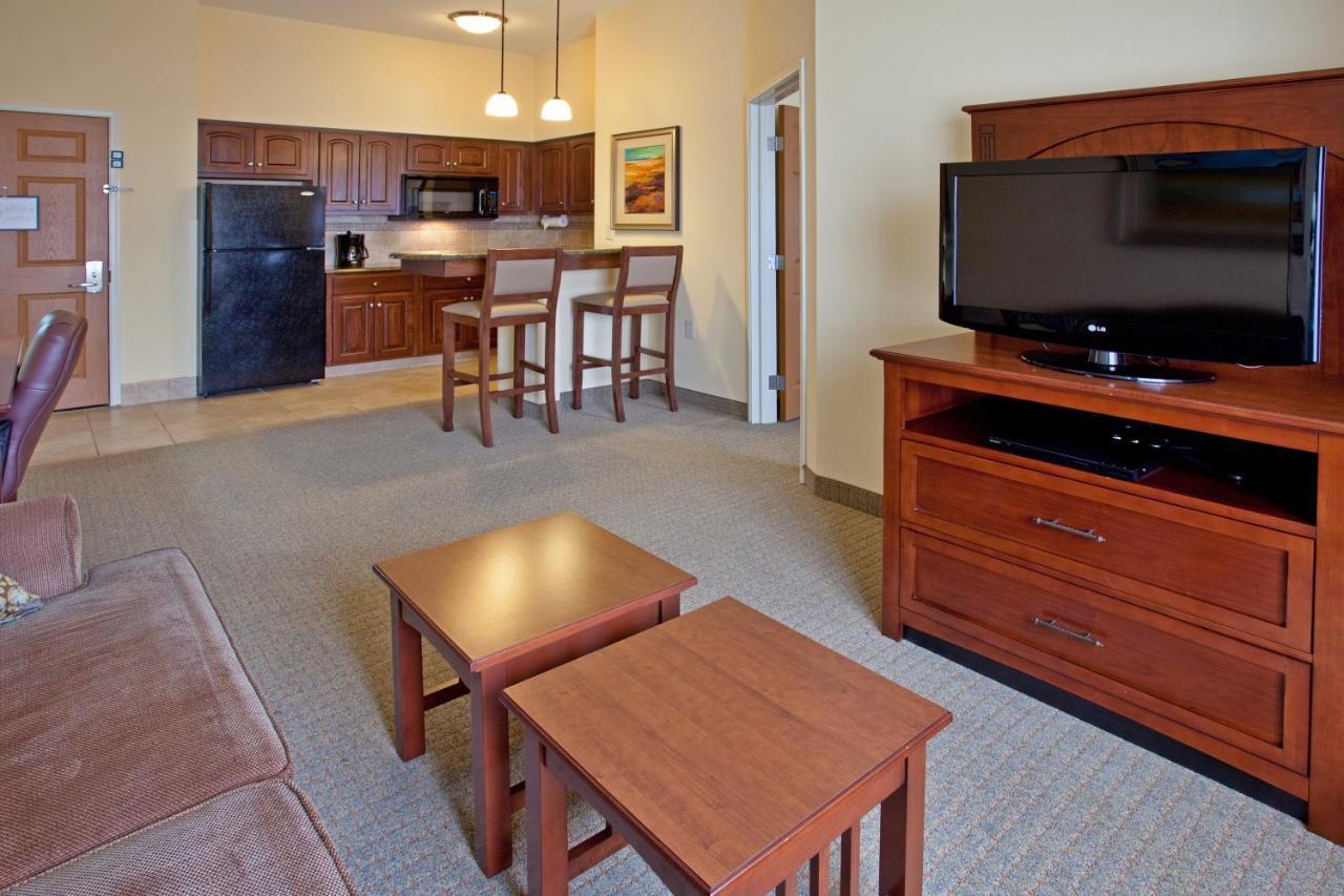 Staybridge Suites Elkhart North By Ihg Bagian luar foto
